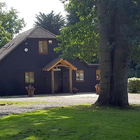 Oakside Lodge Guest House Canterbury Exterior foto