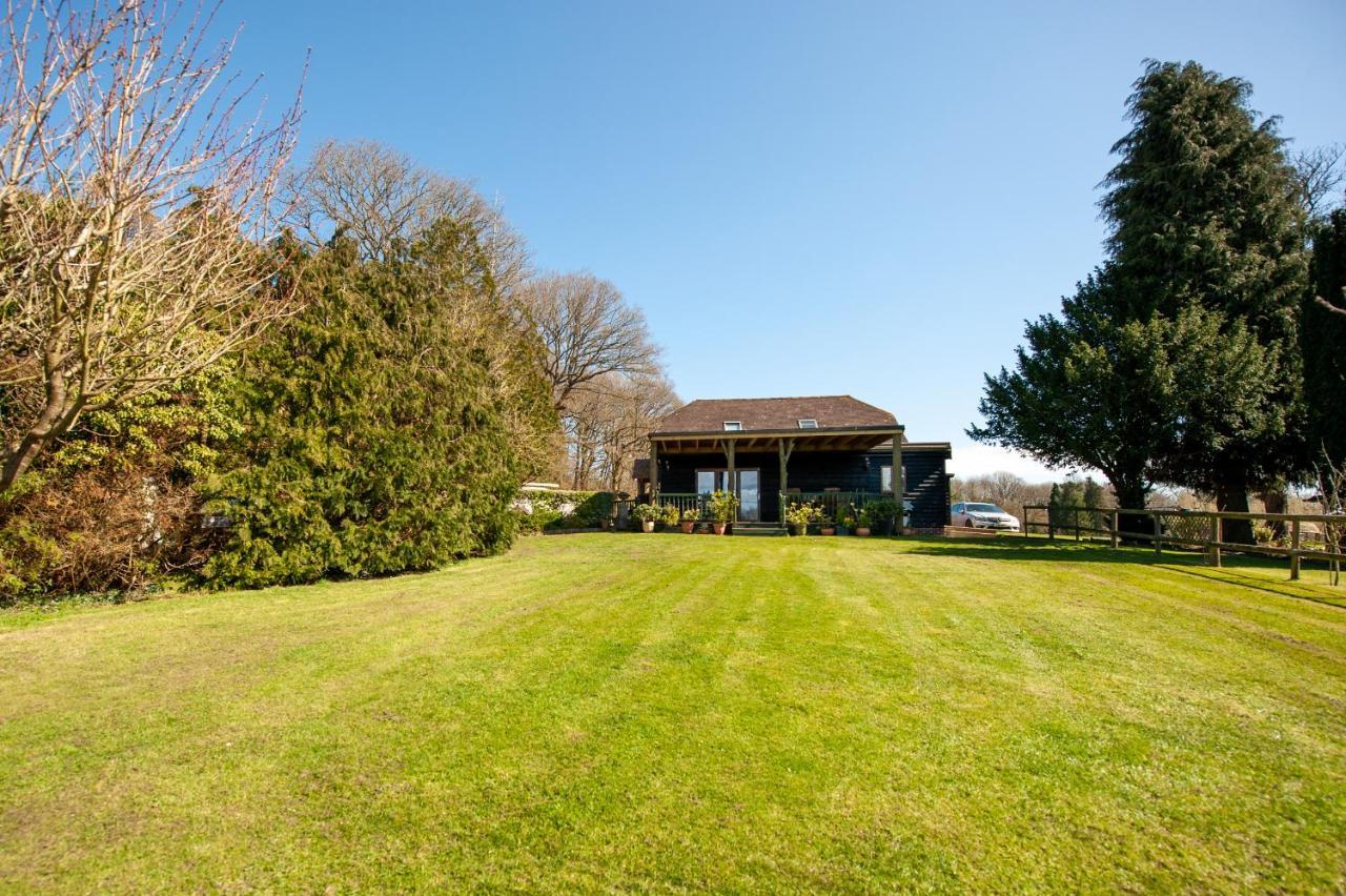 Oakside Lodge Guest House Canterbury Exterior foto
