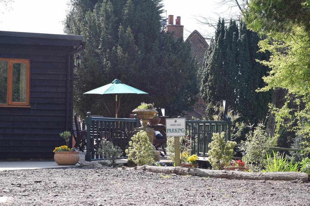 Oakside Lodge Guest House Canterbury Exterior foto